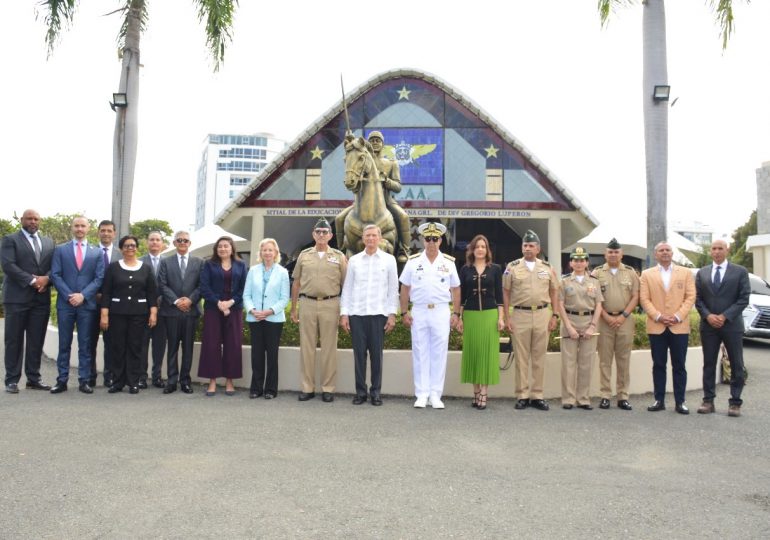 Ministro de Defensa destaca compromiso de las Fuerzas Armadas dominicanas con la protección y promoción de los derechos humanos