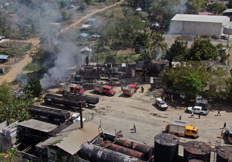 Se registra un incendio en un depósito de combustible en La Guayiga, municipio Pedro Brand