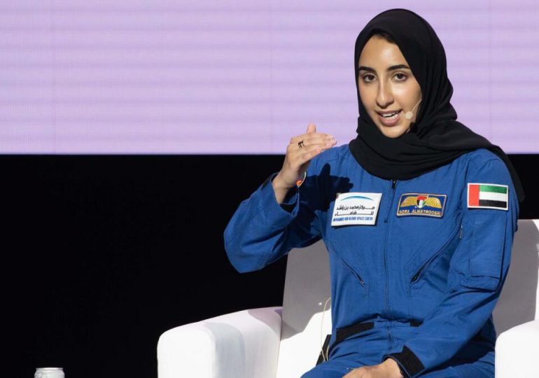 La primera mujer astronauta árabe formada en la NASA está lista para la Luna