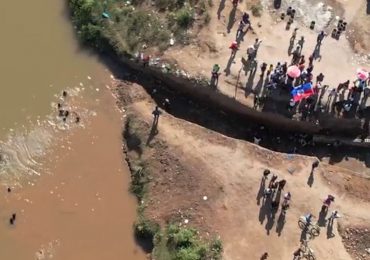Haitianos muestran canal seco