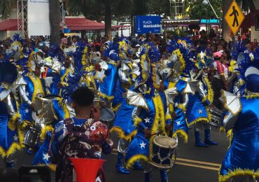 Carnaval del Distrito Nacional 2024 viste de color y alegría la capital dominicana