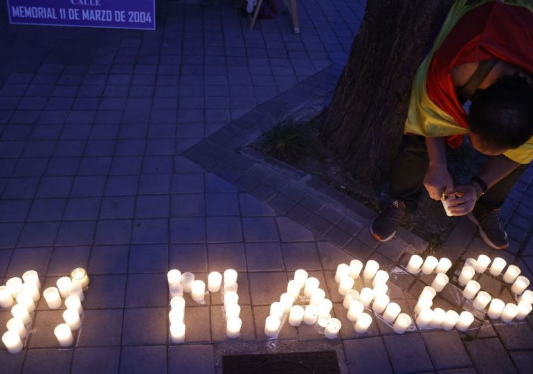 20 años después del 11-M, homenajes a las víctimas en una España dividida