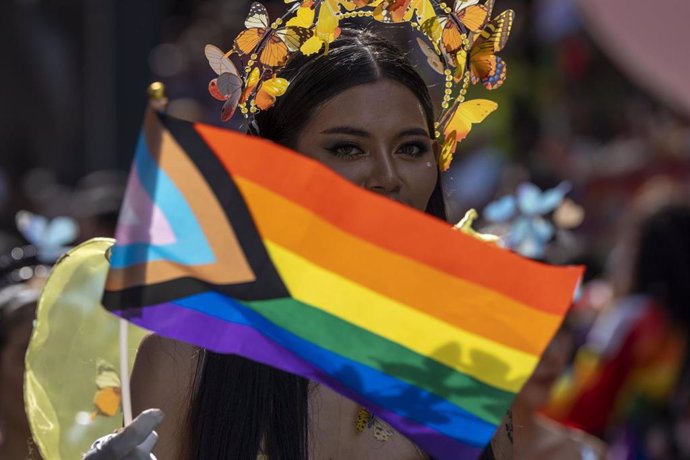 Parlamento de Tailandia aprueba ley de matrimonio homosexual