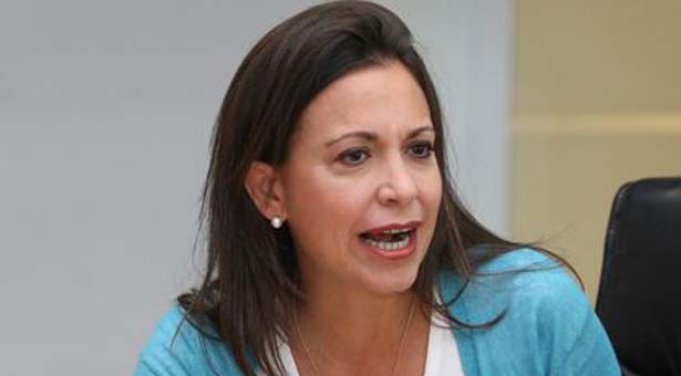 Opositora venezolana Machado se desmarca de postulación de Rosales, exrival de Chávez