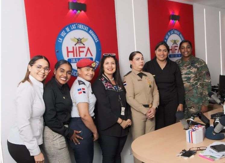 Mujeres militares se destacan por honorable desempeño de sus funciones en FFAA