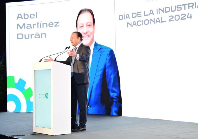Abel Martínez reitera su promesa ante la AIRD de eliminar anticipo