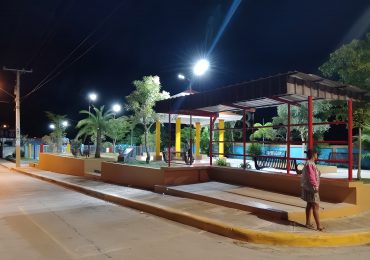 Edesur desarrolla amplia iluminación en siete municipios de Barahona