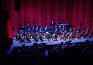 Concierto “Danny Rivera Sinfónico” deslumbra público del Teatro Nacional