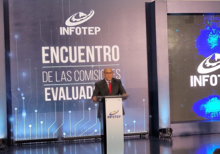 Director del Infotep recomienda a técnicos que se preparen en tecnología emergente para adaptarse a los nuevos tiempos