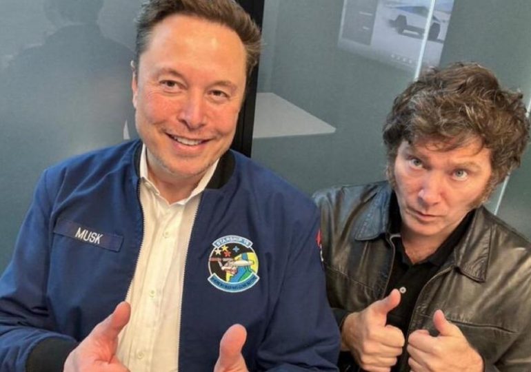 El presidente de Argentina Javier Milei se reúne con Elon Musk en EEUU