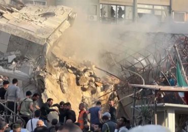 Irán anuncia la muerte de 7 Guardianes de la Revolución en bombardeo israelí en Siria