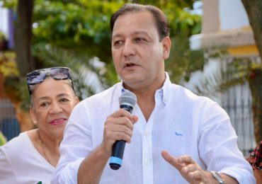 “El único día que el Gobierno garantiza comida al pueblo, es el día de las elecciones”, afirma Abel Martínez