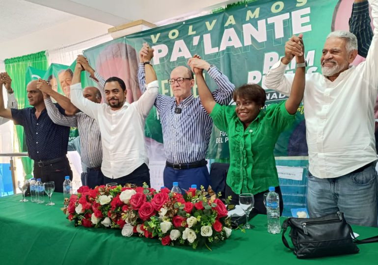 Fuerza del Pueblo, presenta a Prim Pujals, como su candidato a senador por la provincia Samaná