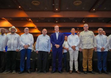 CONFENAGRO, entrega al presidente Abinader, ley de industrialización del sector Agropecuario en su tercer congreso.