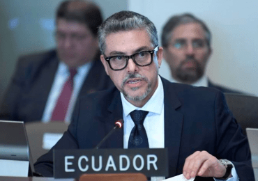 Ecuador acusa en la OEA a México de socavar el asilo y promover "la impunidad"