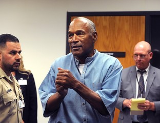 Muere a los 76 años OJ Simpson, el polémico exjugador de fútbol americano