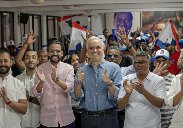 PRSD juramenta cientos de jóvenes comprometidos con el avance y prosperidad de la República Dominicana