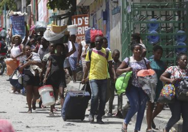 53.000 personas han huido de Puerto Príncipe en tres semanas por la violencia (ONU)