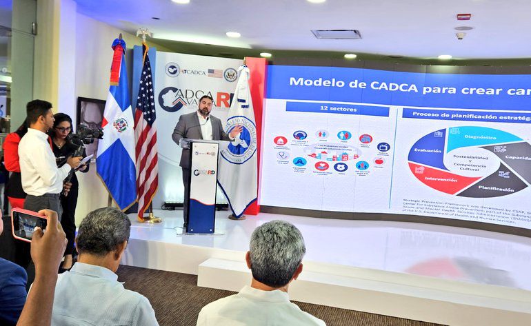 Embajada de Estados Unidos y CND lanzan nueva fase en la lucha Contra las drogas en el país: “CADCA-RD Avanza”