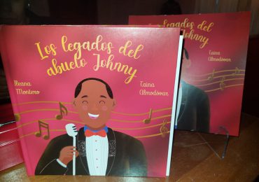 Presentan cuento infantil "Los Legados del Abuelo Johnny", sobre Johnny Ventura