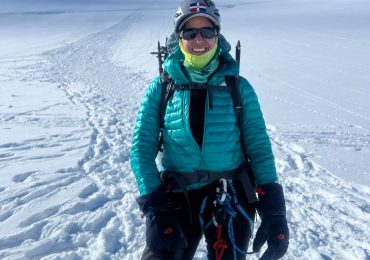 Thais Herrera avanza en su expedición al Everest