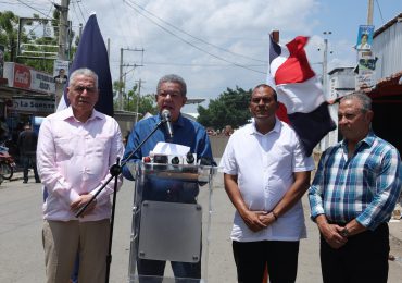 Leonel defiende soberanía dominicana; dice acusarnos de racistas "es un chantaje"