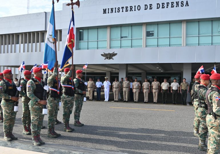 Militares RD sirven de ejemplo en Guatemala como modelo de educación superior en materia de DD-HH