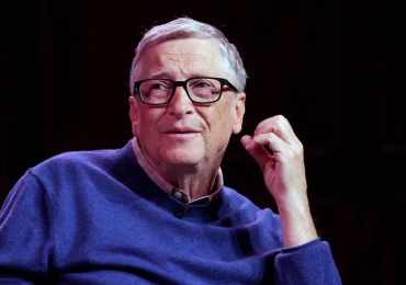 Bill Gates recomienda a qué edad darle un celular a un niño