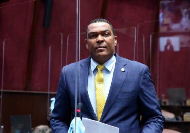 Diputado Pedro Botello propone acceso ampliado a fondos de pensiones para trabajadores dominicanos