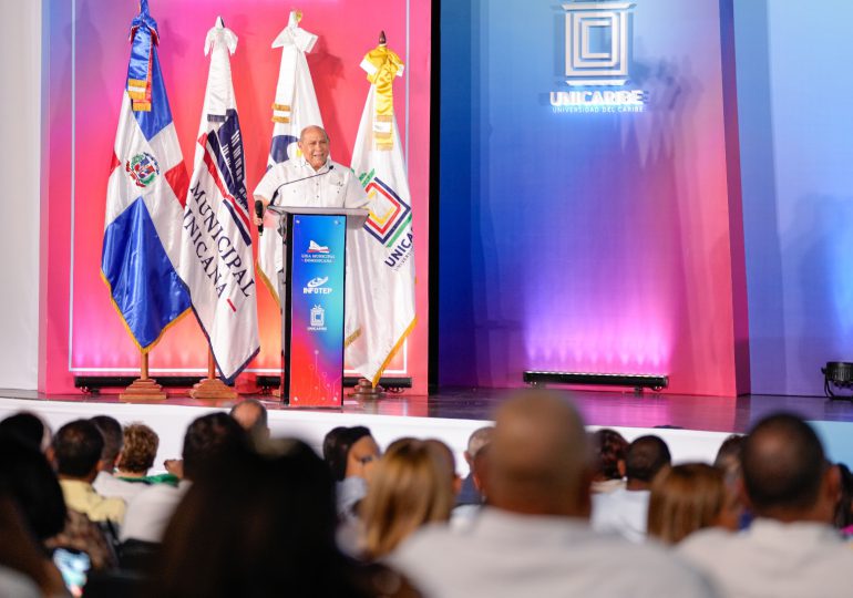 Rafael Santos Badía llama a alcaldes a enfocar su gestión en la 4ta. Revolución Industrial