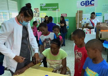 Jornadas de salud gratuitas de Fundación GBC benefician a más de 450 familias en El Seibo y Miches