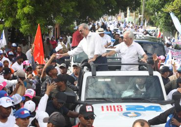 Abinader finaliza actividades este sábado en la Provincia SD, encabezando multitudinaria caravana en Santo Domingo Este