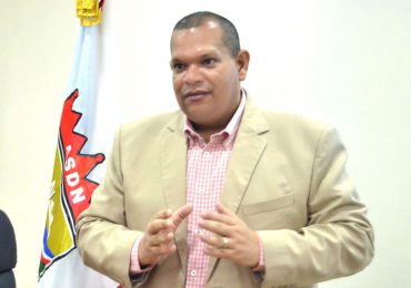 Carlos Guzmán no asiste a la juramentación de Betty Gerónimo como alcaldesa de Santo Domingo Norte