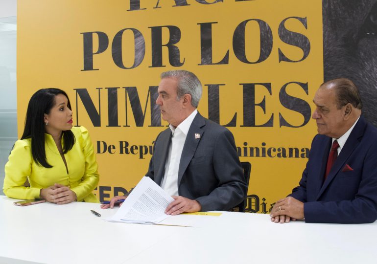 Líderes políticos, autoridades y sociedad civil firman pacto por los animales de RD