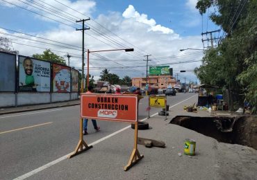 MOPC pide a ciudadanos de Espillat mantener precaución por arreglo de carreteras en la provincia