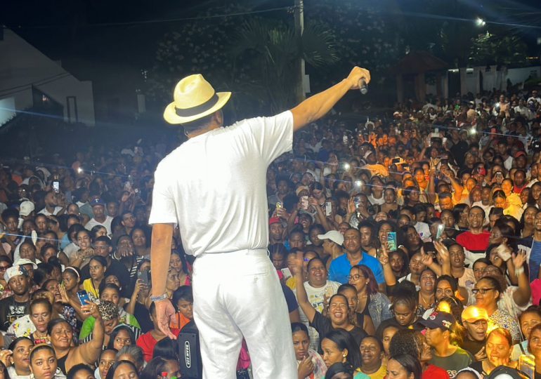 Wason Brazoban rompe récords de asistencia en concierto gratuito en la historia del entretenimiento en RD