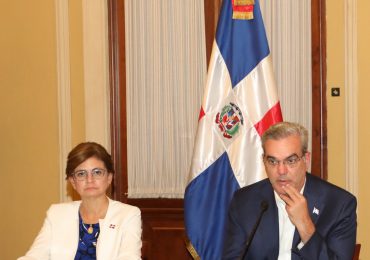 Presidente Abinader convoca reunión de emergencia para conocer la situación pluvial del país por vaguadas