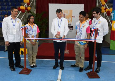 Colegio Loyola Santo Domingo inaugura la II Feria Tecnológica Loyola 2024