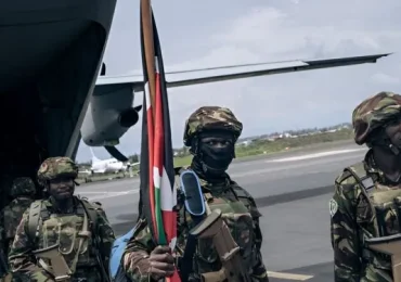 Misión de Kenia puede “quebrar” a las pandillas de Haití, dice presidente Ruto