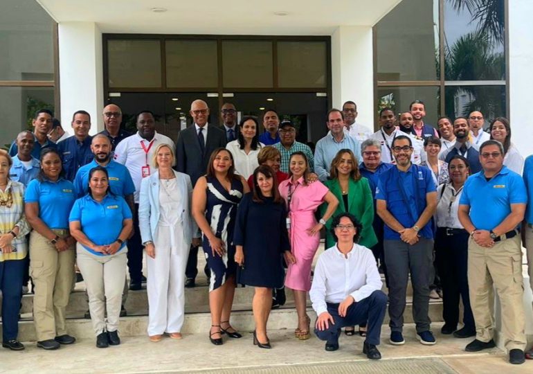 Capacitarán funcionarios de Aeropuerto Punta Cana para enfrentar desastres de crisis