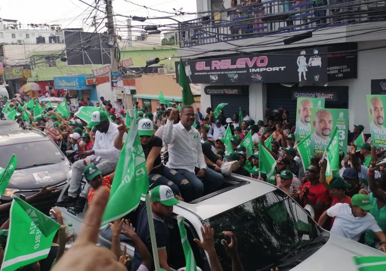 Andy Morales participa en marcha-caravana junto a Leonel y Omar pese ser excluido de boleta de FP