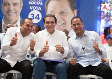 Justicia Social cierra campaña en Santiago con proclamación de Daniel Rivera, candidato a senador