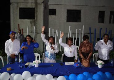 Julia Drullard juramenta Comando de Campaña de Mujeres Modernas del PRM en Ciudad Juan Bosch