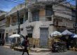 En el “pequeño Haití” dominicano, preocupación y silencio tras reelección del presidente