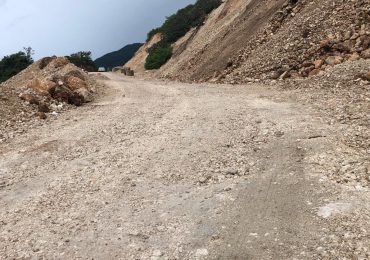 MOPC ordena cierre del tránsito del tramo "El Derrumbao", carretera Barahona-Enriquillo, por medidas preventivas