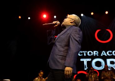 "El Torito" deslumbra en un concierto emotivo en el Coca Cola Music Hall de San Juan