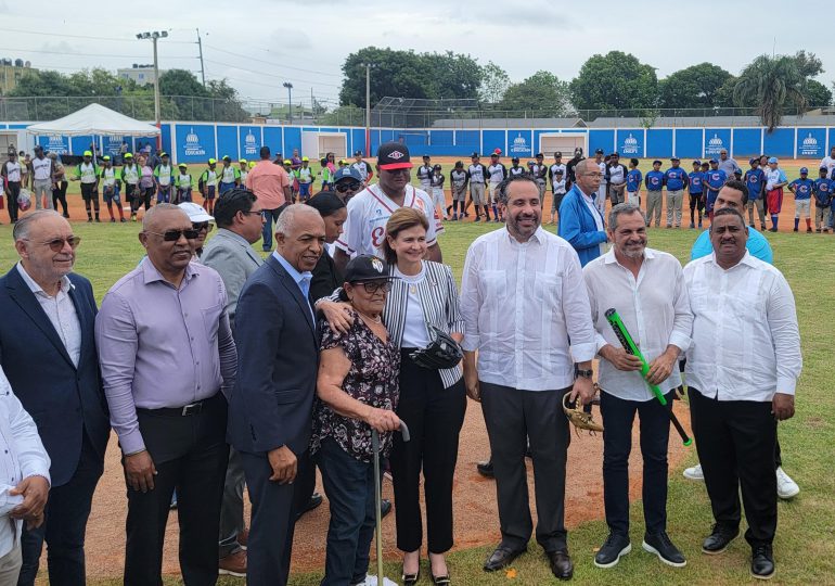 Inauguran complejo deportivo “La Zafra” en Santo Domingo Este