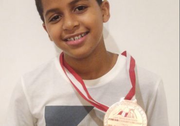 Ángel Lara conquista medalla en mundial de ajedrez escolar Perú 2024