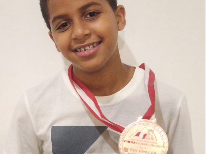 Ángel Lara conquista medalla en mundial de ajedrez escolar Perú 2024