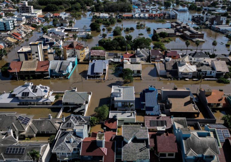 Informaciones falsas ponen en jaque ayuda y rescates en inundaciones en Brasil